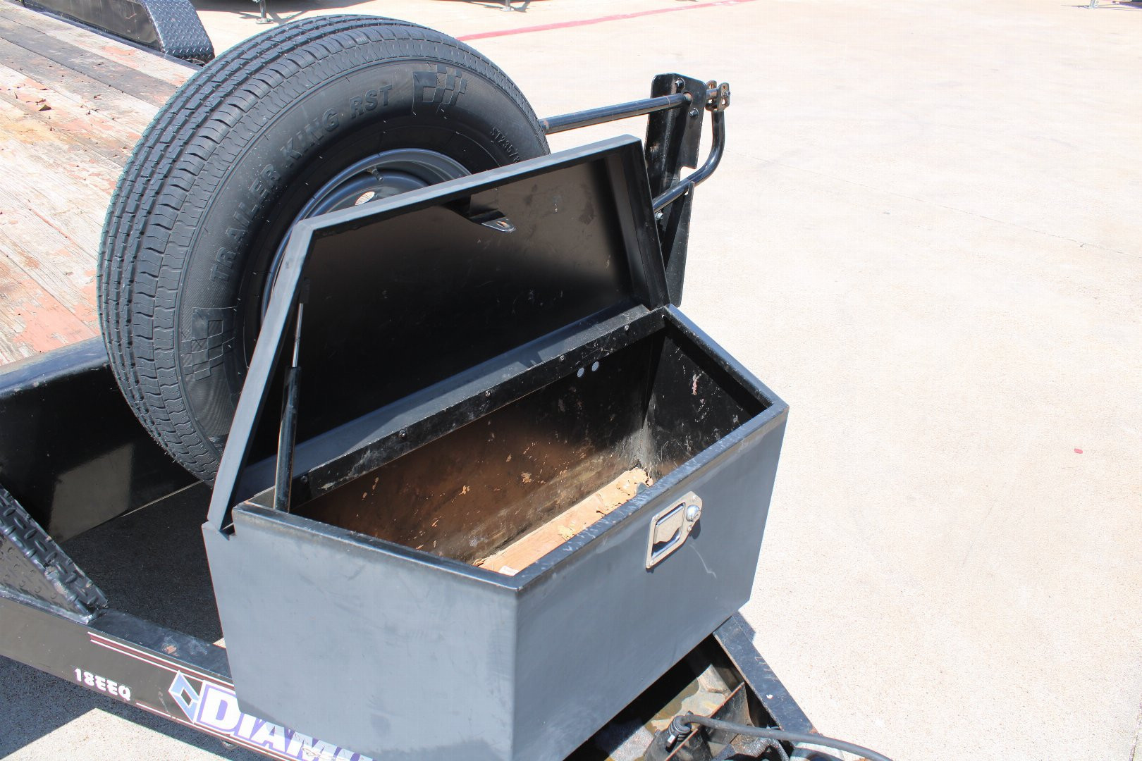 Used 2016 Diamond C Trailers Equipment Trailer