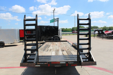 Used 2016 Diamond C Trailers Equipment Trailer