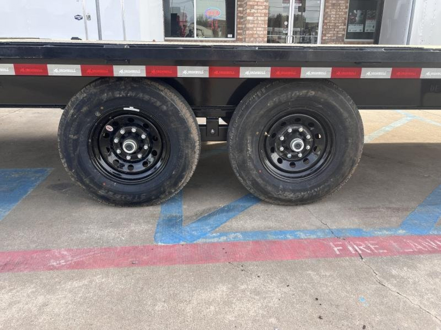 New 2025 Iron Bull FDG14 102x30  Equipment Trailer