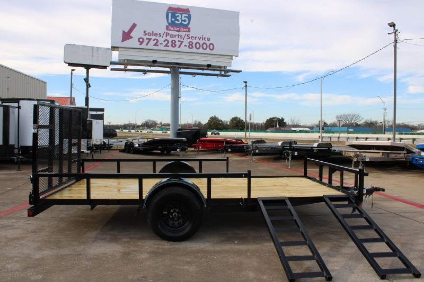New 2025 Top Hat Trailers 83x14 QH Utility Trailer