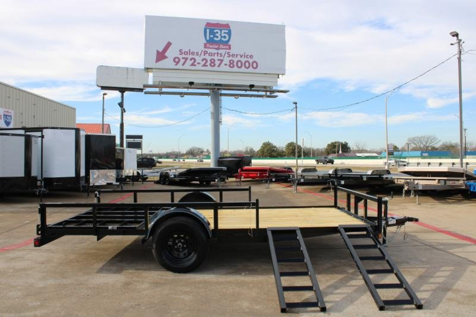 New 2025 Top Hat Trailers 83x14 QH Utility Trailer