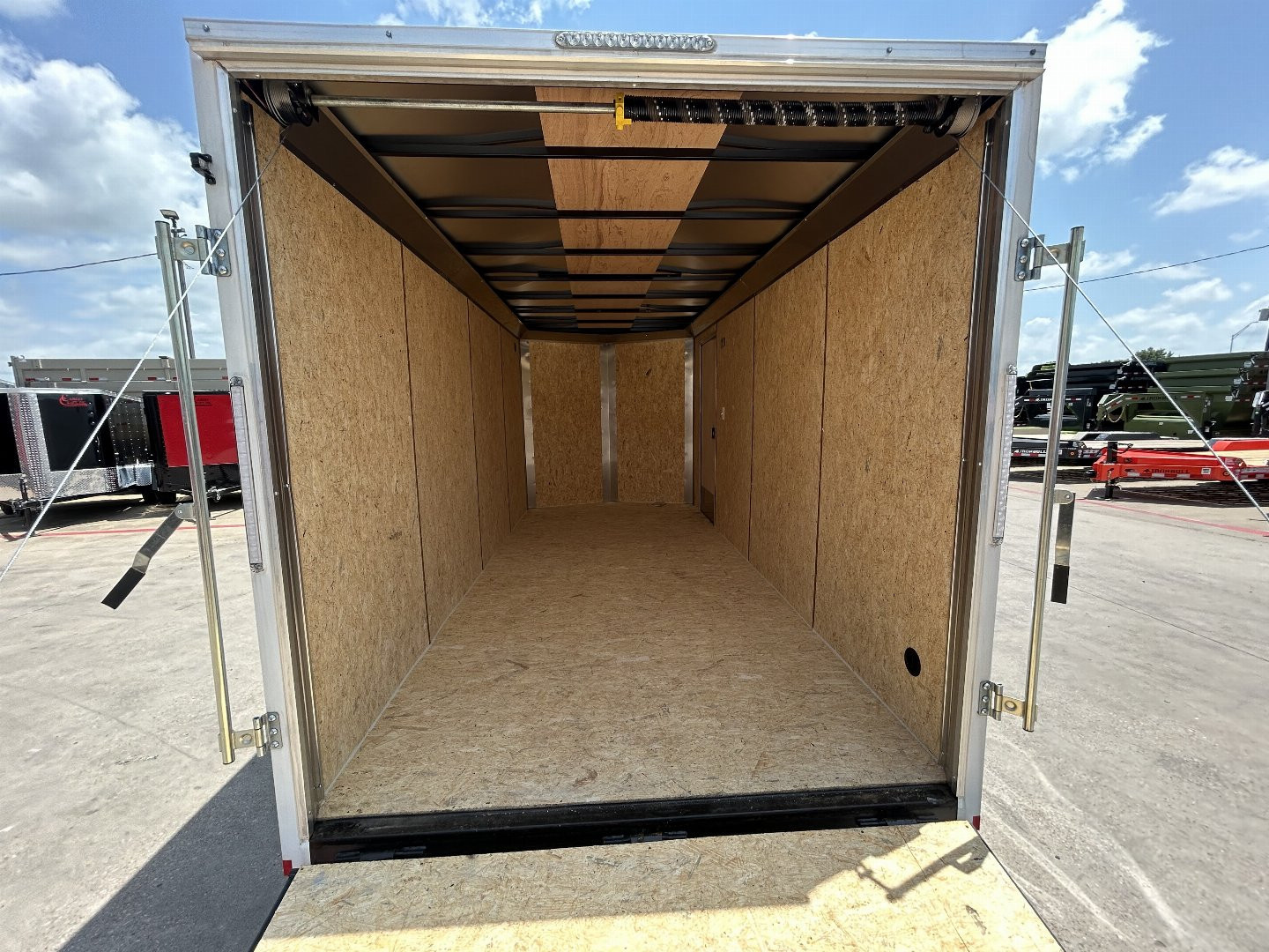 New 2024 Cargo Express CSCAB7.0X16TE2FF  Cargo / Enclosed Trailer