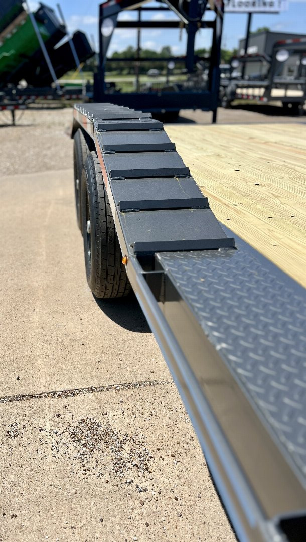 New 2025 Bellwether MFG 22' Tilt Trailer