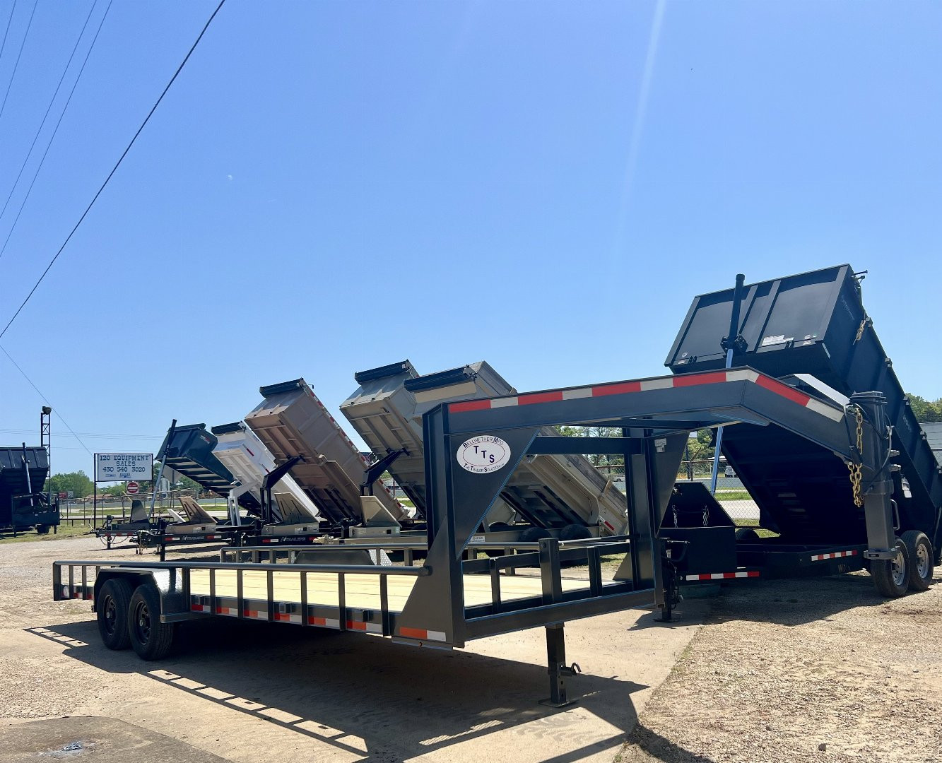 New 2025 Bellwether MFG 24' Pipetop Gooseneck Bodies