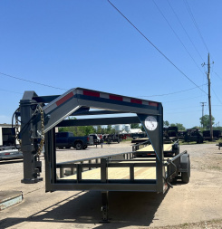 New 2025 Bellwether MFG 24' Pipetop Gooseneck Bodies