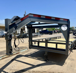 New 2025 Bellwether MFG 22' Pipetop Gooseneck Bodies