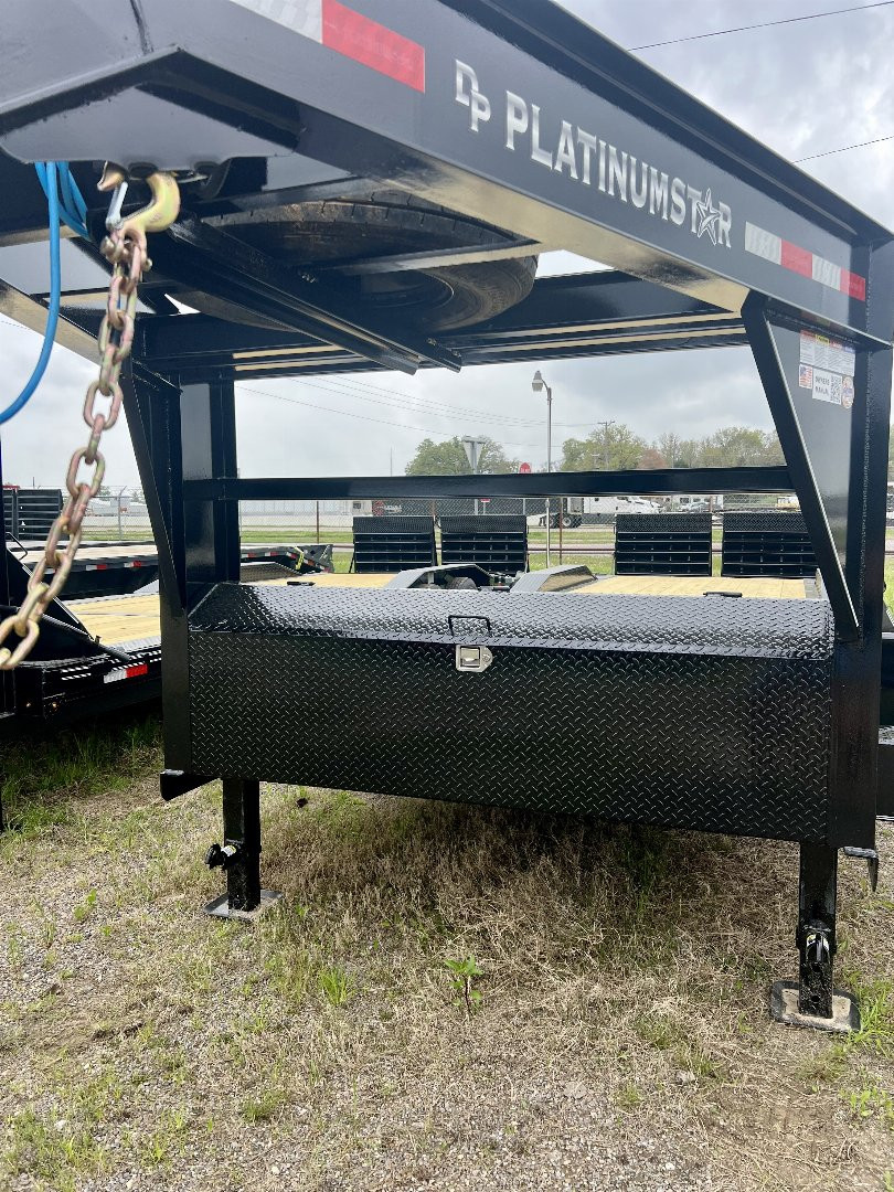 New 2025 DP Platinum Star GN CH 102x26 Gooseneck