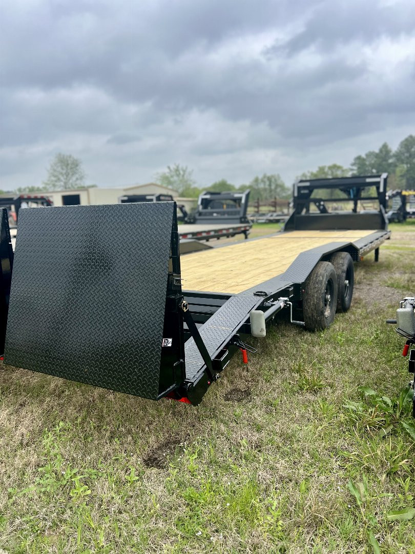 New 2025 DP Platinum Star GN CH 102x26 Gooseneck