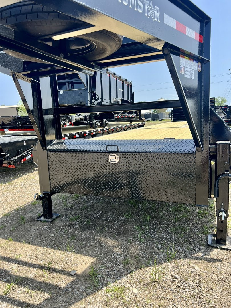 New 2025 DP Platinum Star Gooseneck Bodies