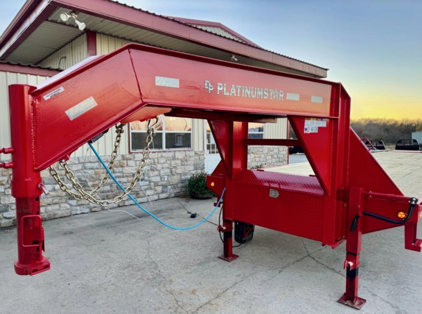 New 2025 DP Platinum Star Deckover Trailer