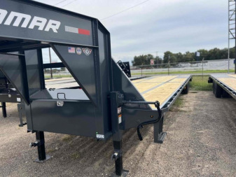 New 2024 Lamar FD 40' Gooseneck Trailer