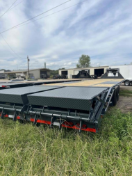 New 2024 Lamar FD 40' Gooseneck Trailer