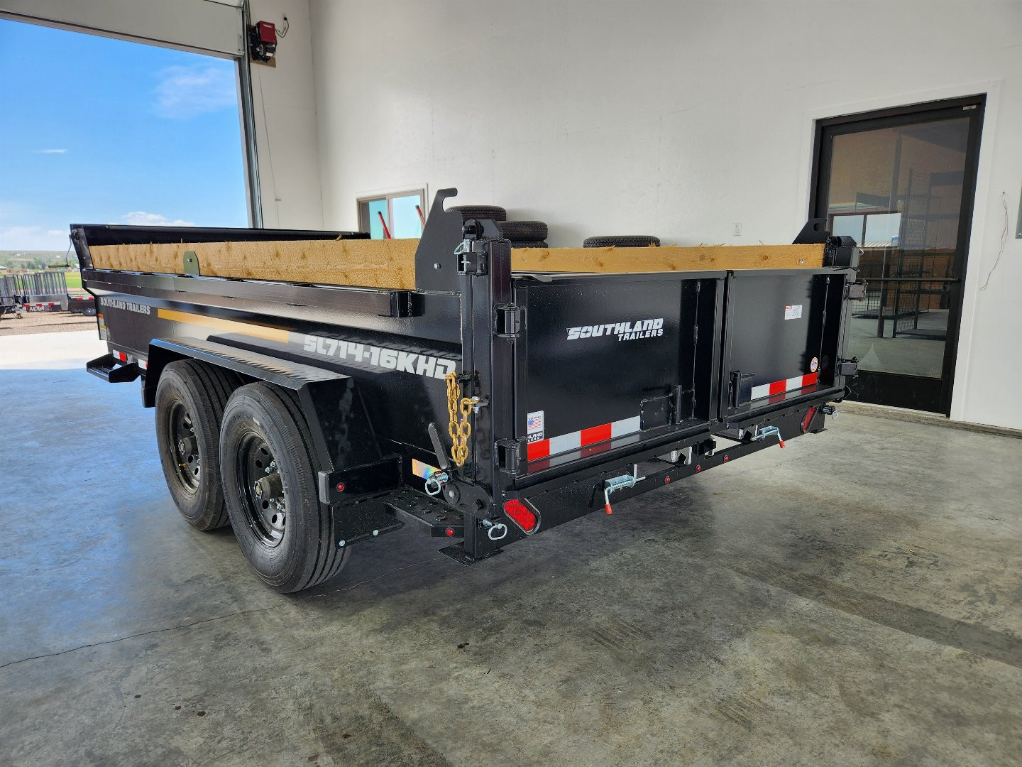 New 2025 Southland 14' Dump Trailer 16K