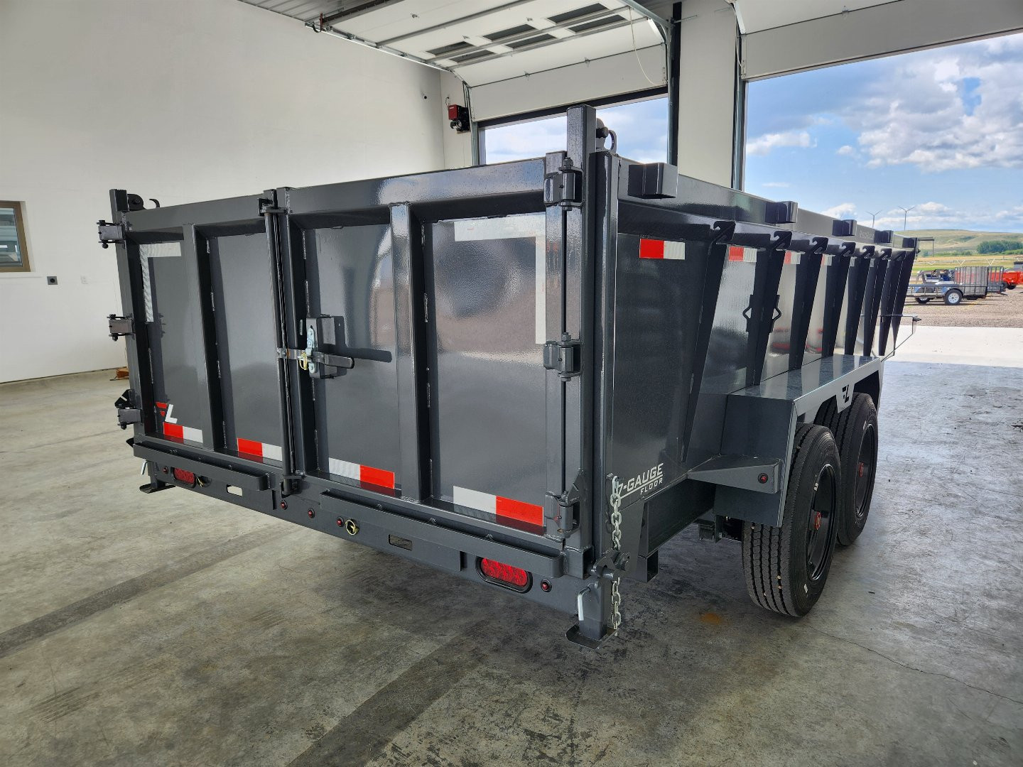 New 2025 Lamar 16' Dump Trailer 16K