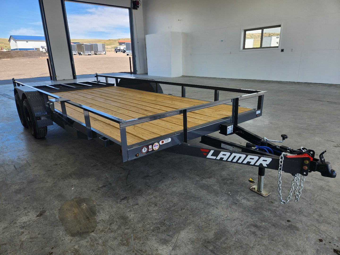 New 2025 Lamar 18' Utility Trailer 7K