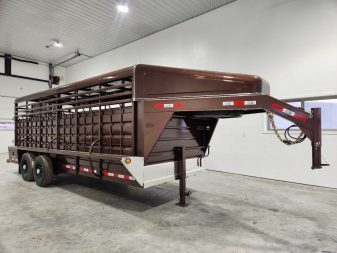 New 2025 GR Gooseneck Stock Trailer 20' Rubber Floor