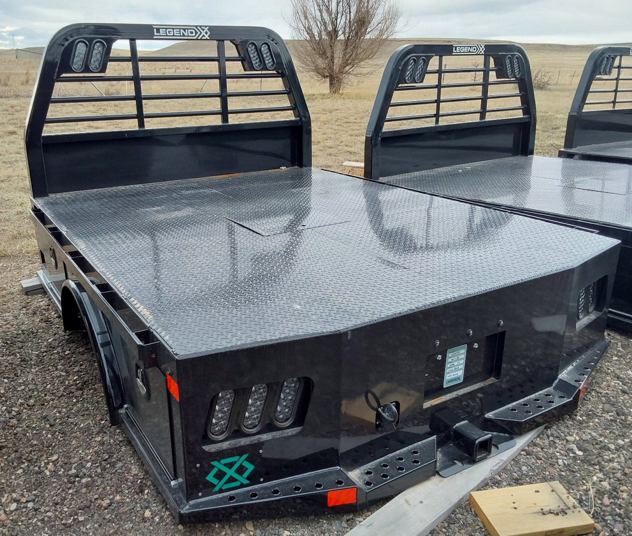 New 2025 LegendX Skirted 97"x102" SingleWheel Long Bed , 58" CTA