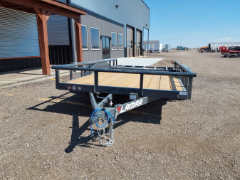 New 2025 Lamar Utility Trailer 14' 7K