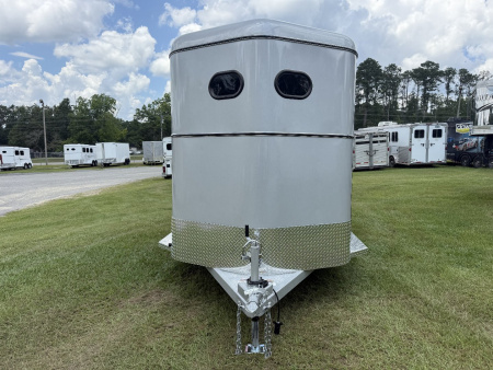 New 2026 Bee 2 Horse Durango W/DR Horse Trailer