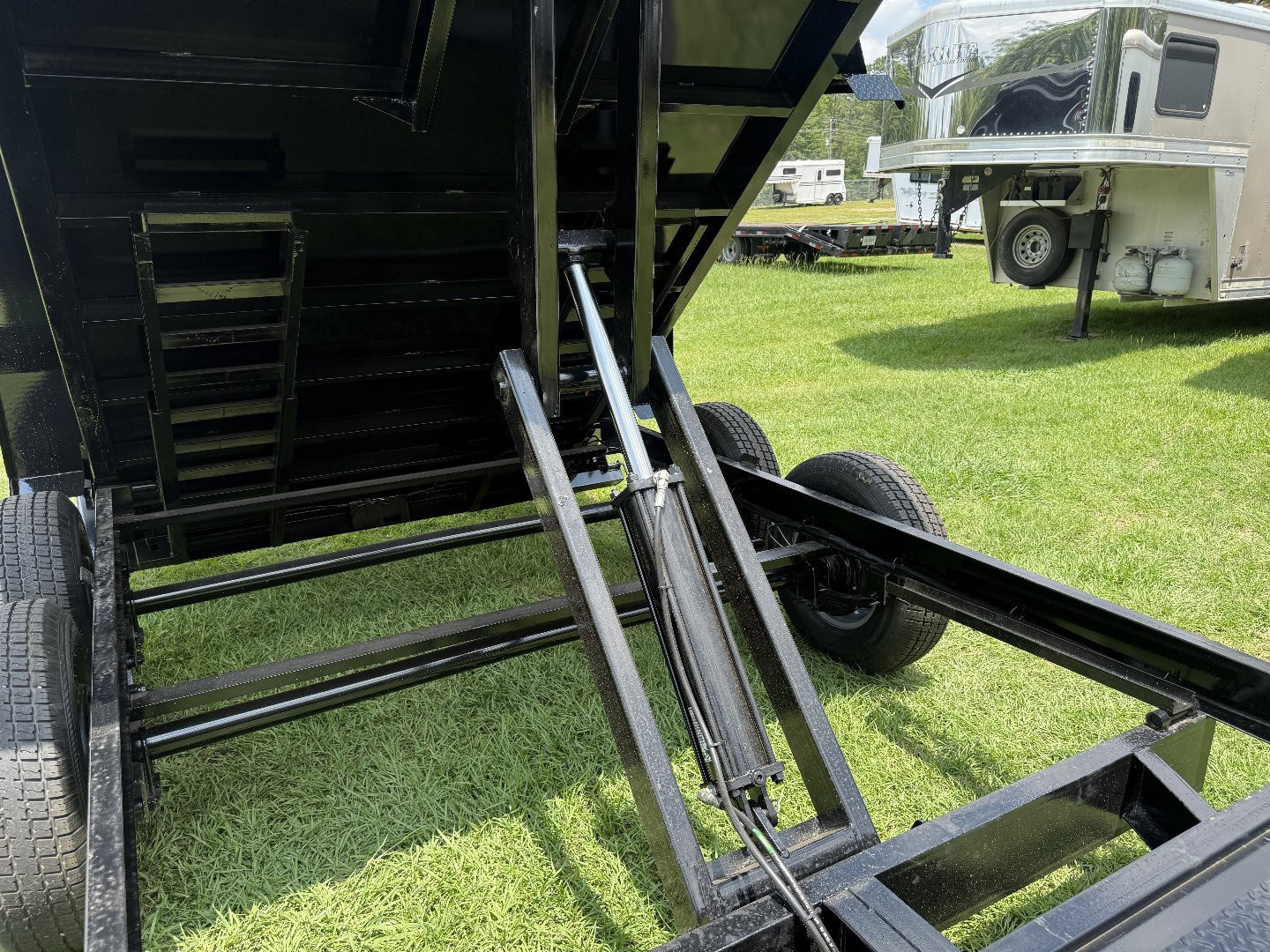 New 2025 Hawke Trailers 7x12 12K Dump Trailer