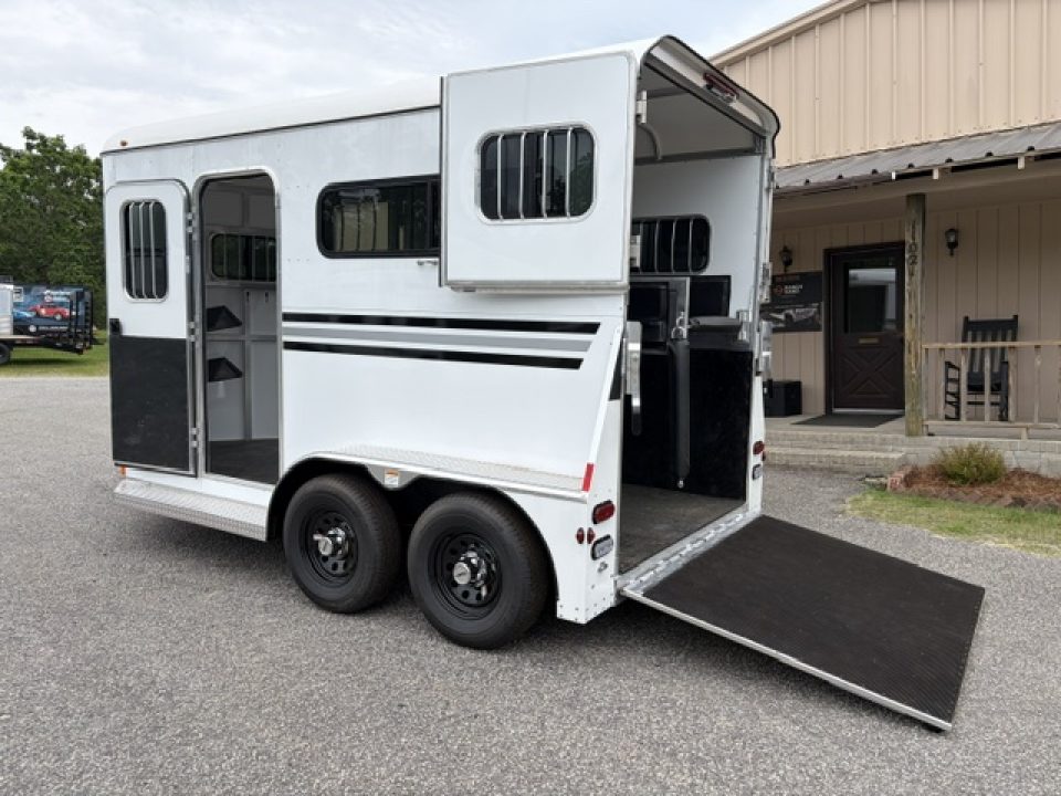 New 2026 Gore Trailers 2HS W/SIDE RAMP Horse Trailer