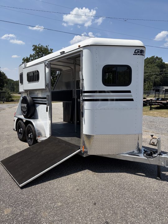New 2026 Gore Trailers 2HS W/SIDE RAMP Horse Trailer
