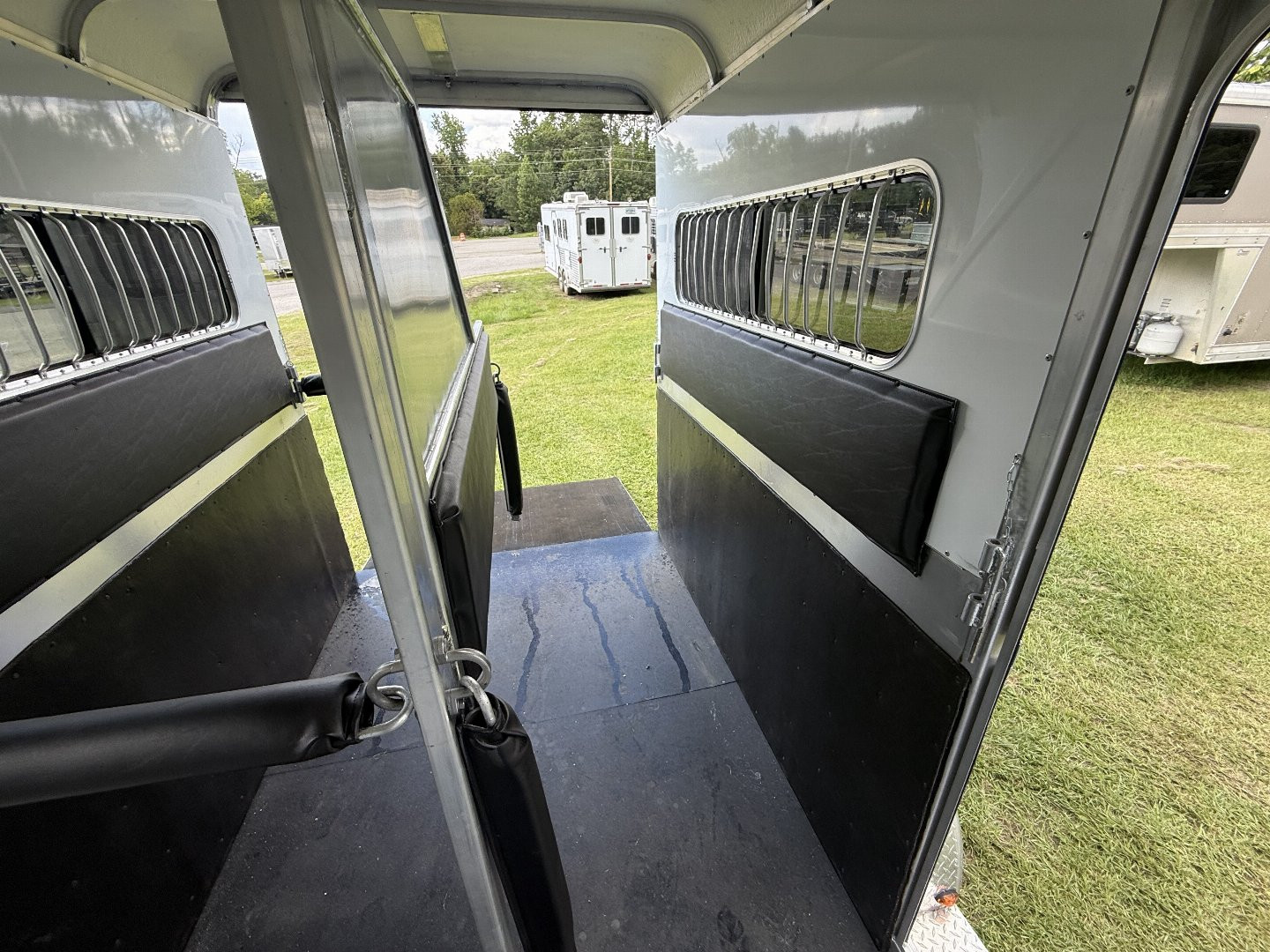 New 2024 Gore Trailers 2HS GN W/5'DR Horse Trailer