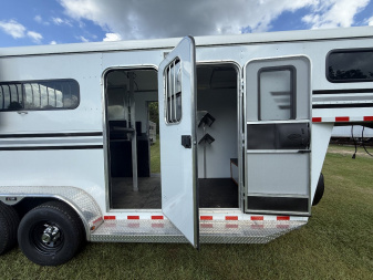 New 2024 Gore Trailers 2HS GN W/5'DR Horse Trailer