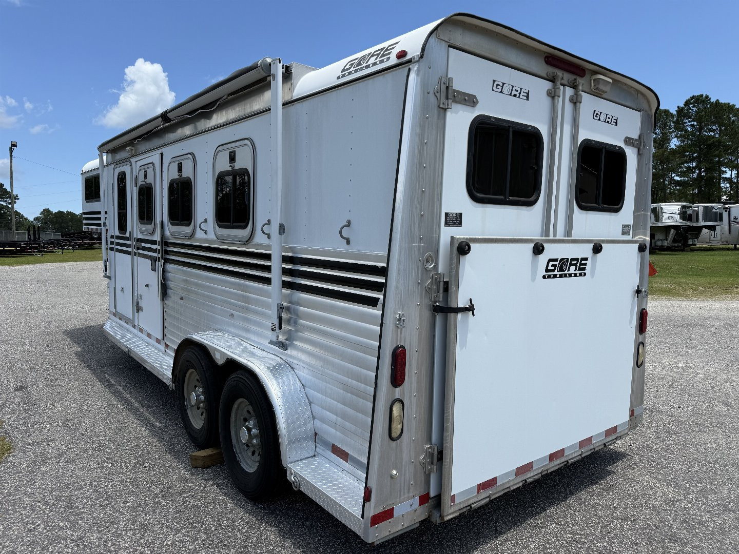 Used 2005 Gore Trailers A3SL Horse Trailer