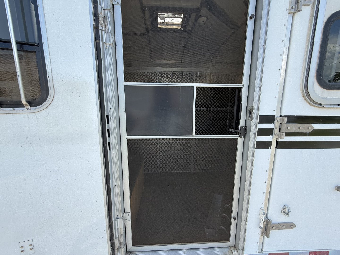 Used 2005 Gore Trailers A3SL Horse Trailer