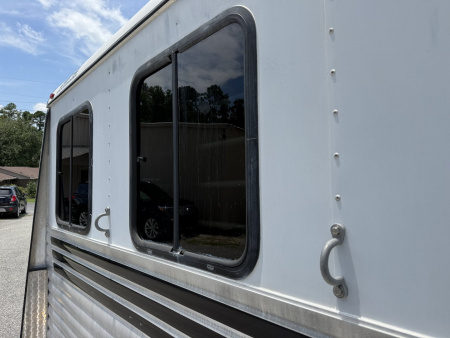 Used 2005 Gore Trailers A3SL Horse Trailer