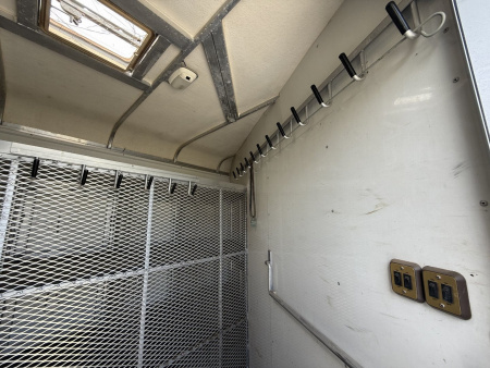 Used 2005 Gore Trailers A3SL Horse Trailer