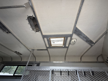 Used 2005 Gore Trailers A3SL Horse Trailer