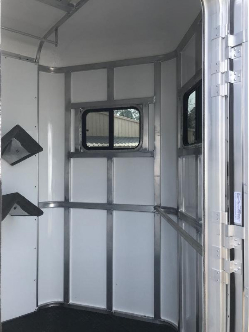 New 2026 Gore Trailers 2HS W/DR AND SIDE RAMP Horse Trailer