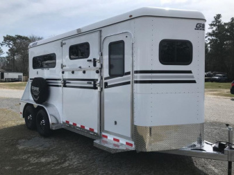 New 2024 Gore Trailers ADTRSR 2-Horse Trailer w/ Side Ramp & Dressing Room
