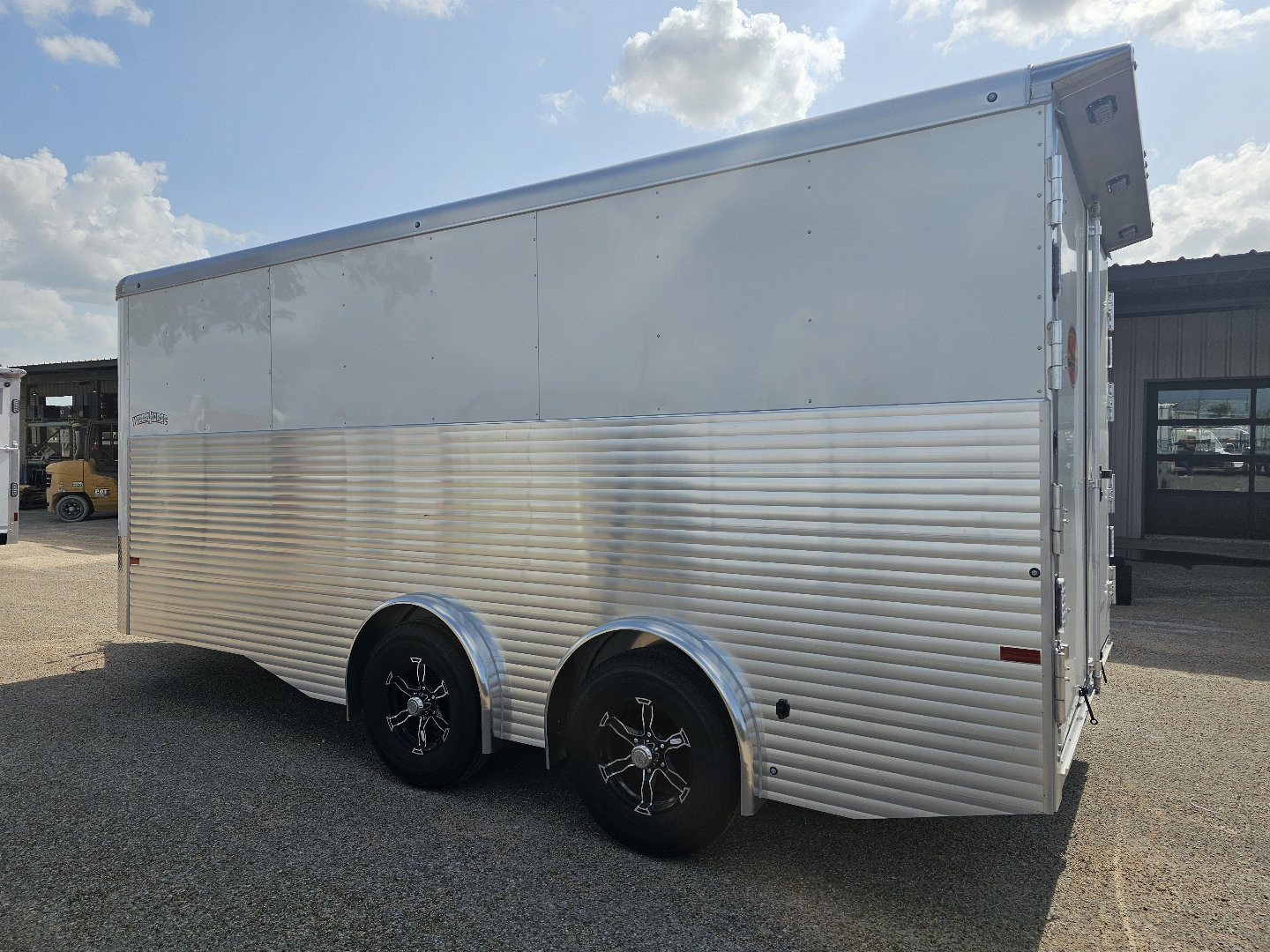 New 2026 Sundowner Trailers WORKHORSE 20X8 BP Cargo / Enclosed Trailer