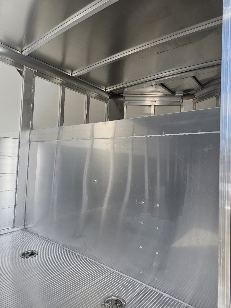 New 2026 Sundowner Trailers 24X8 GN WORKHORSE Cargo / Enclosed Trailer