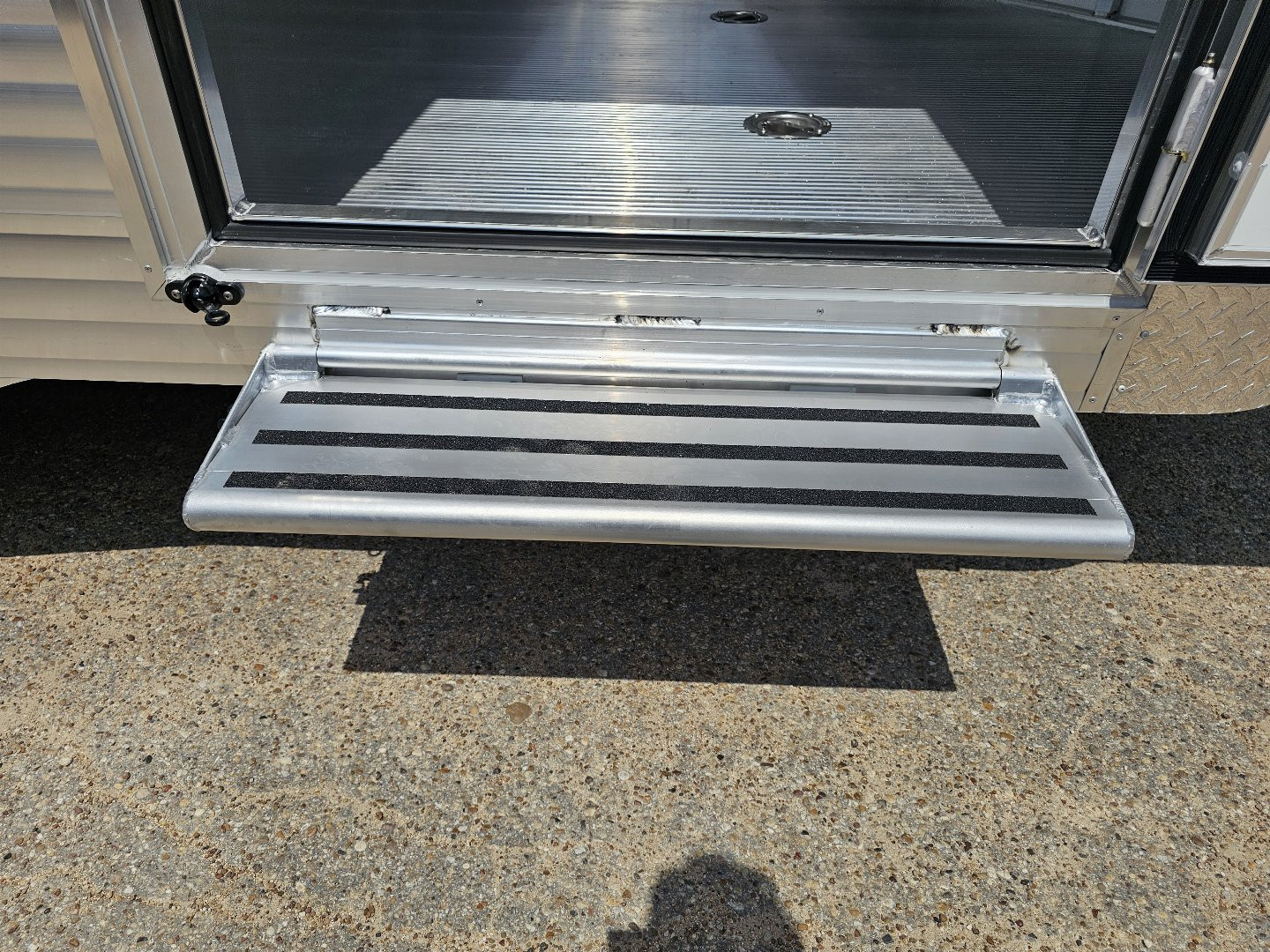 New 2026 Sundowner Trailers 20X8 BP WORKHORSE Cargo / Enclosed Trailer