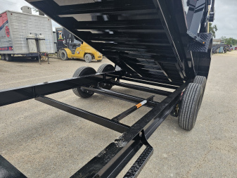 New 2025 Diamond C Trailers LPT207 14X82 GN Dump Trailer