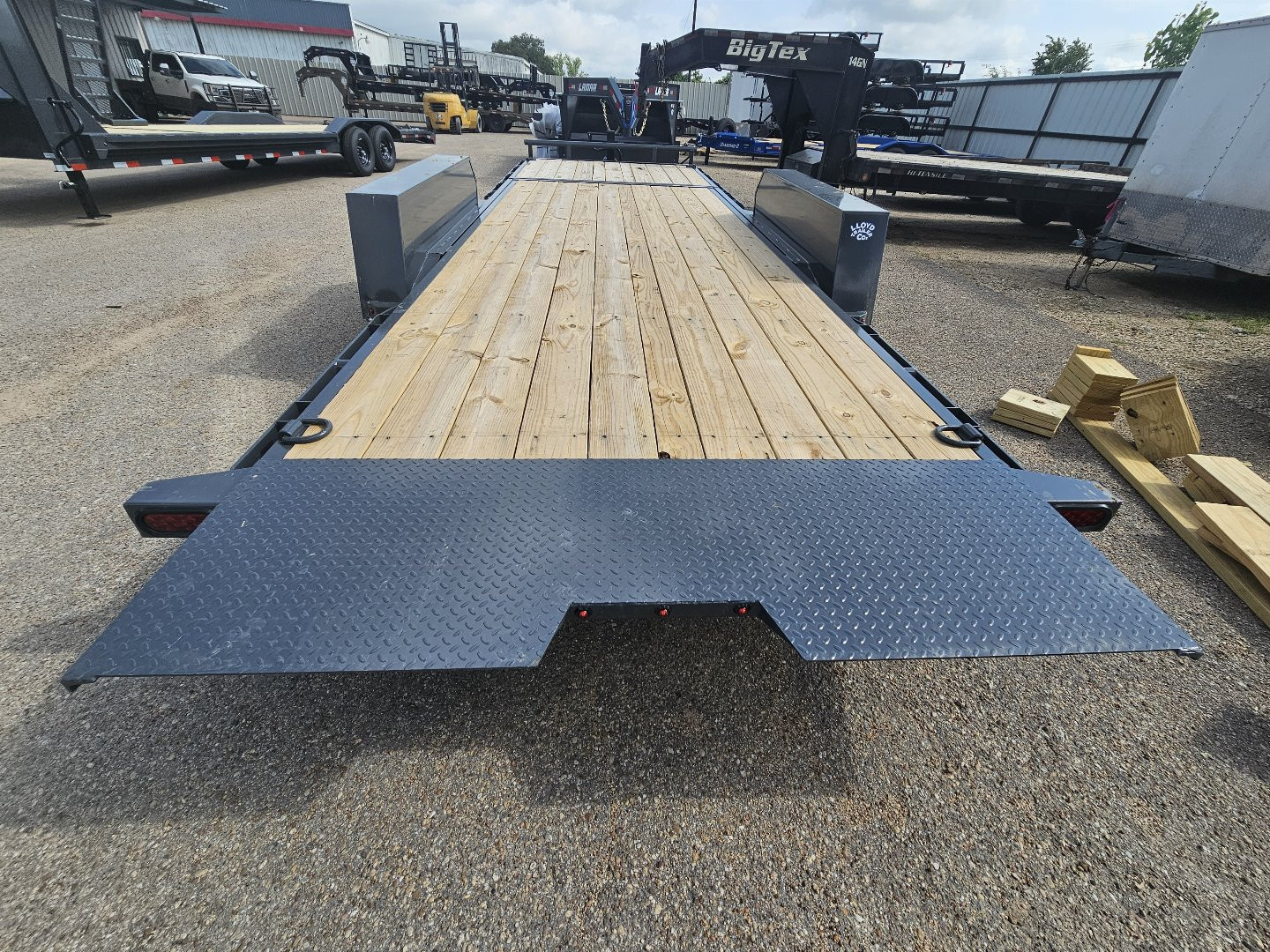 New 2025 Lamar Trailers 83X22 14K Tilt Trailer