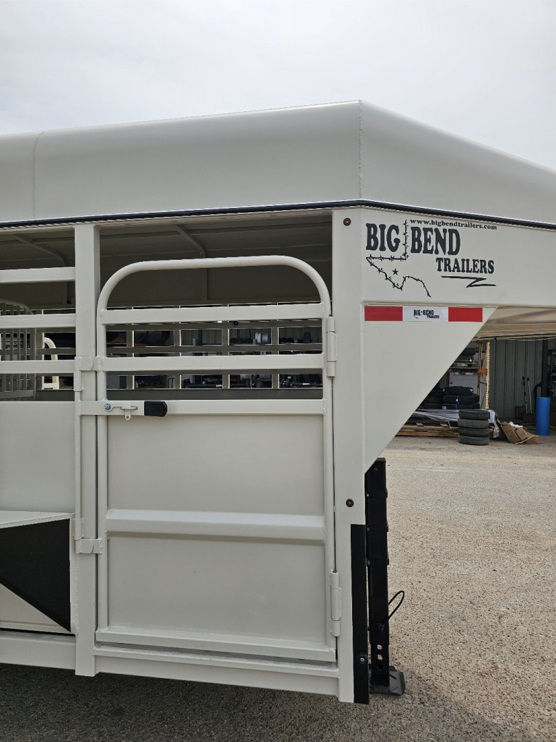 New 2025 Big Bend 6'8"X24' Stock / Stock Combo Trailer
