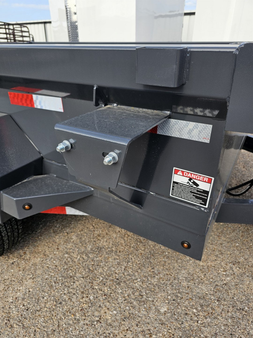 New 2025 Lamar Trailers 77X10 10K Dump Trailer