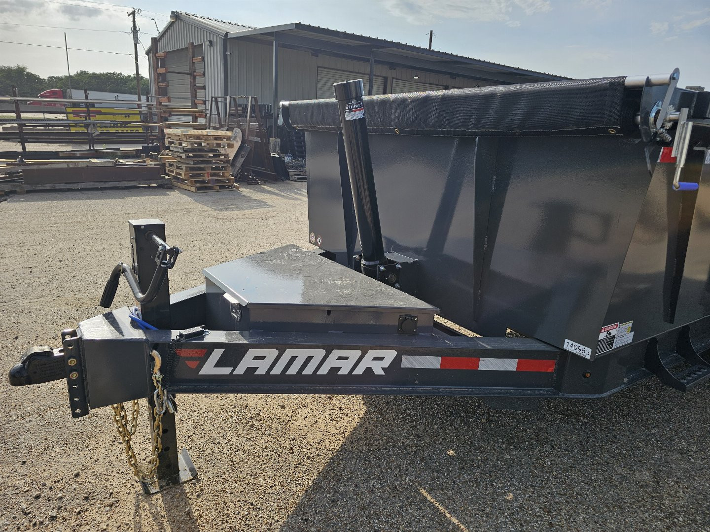 New 2025 Lamar Trailers 14K 83X14 TELESCOPIC Dump Trailer