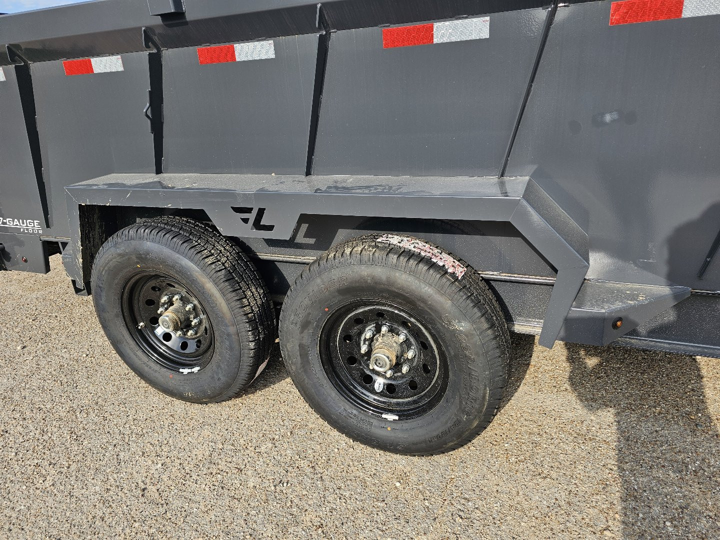 New 2025 Lamar Trailers 14K 83X14 TELESCOPIC Dump Trailer