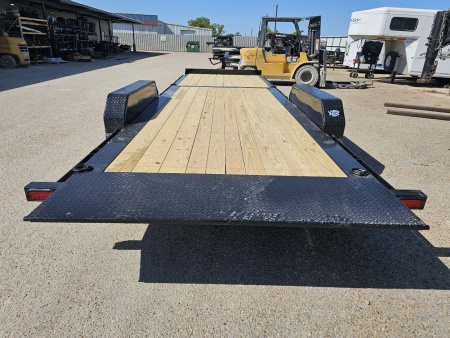 New 2025 Diamond C Trailers HTL208 24X82 Tilt Trailer