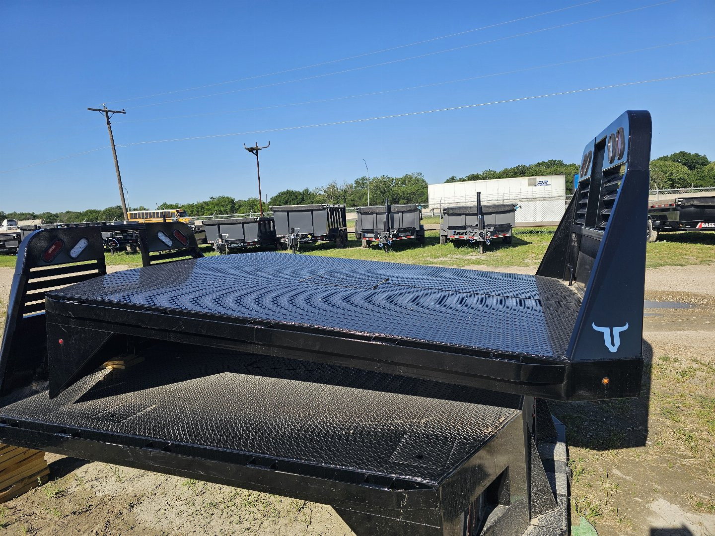 New 2025 Neckover PLATFORM CAB/CHASSIS Truck Bed