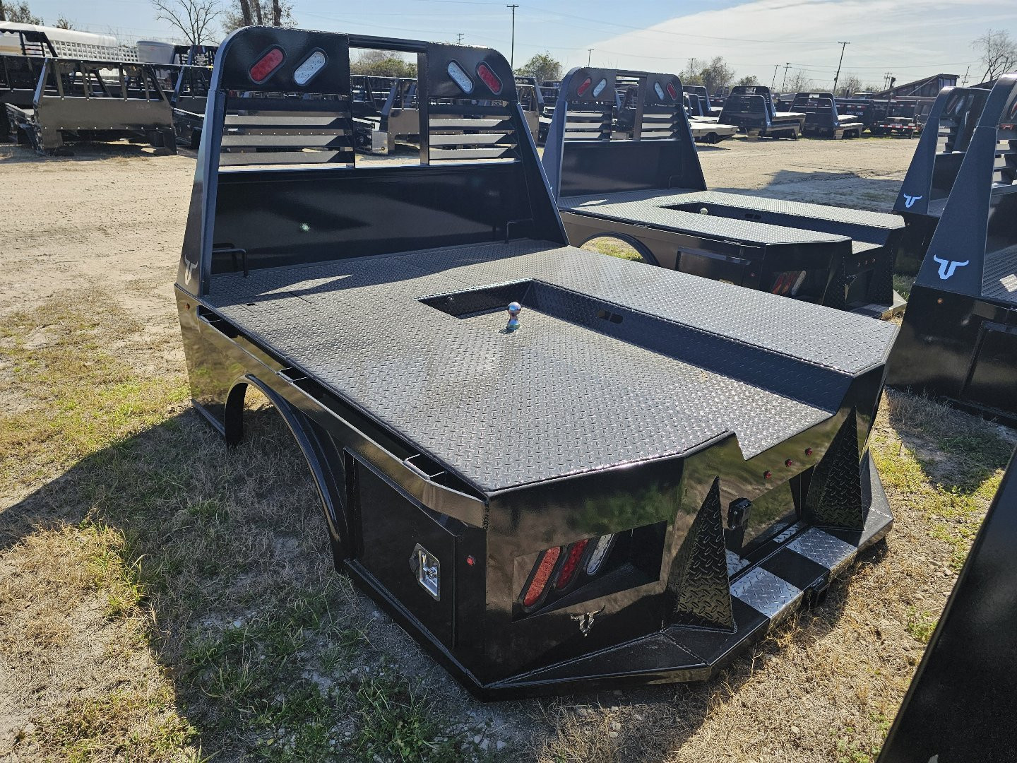 New 2024 Neckover SKIRTED SINGLE WHEEL SHORT Truck Bed