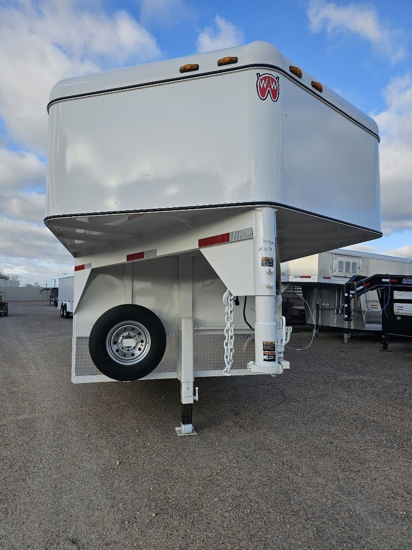 New 2025 WW 24X8 GN Cargo / Enclosed Trailer