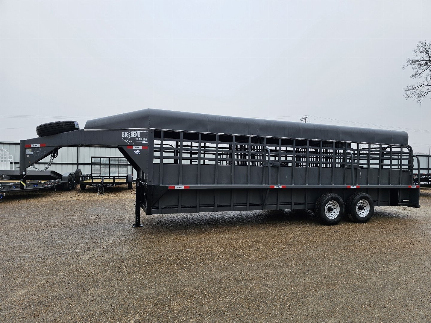 New 2025 Big Bend 6'8"X24' Stock / Stock Combo Trailer