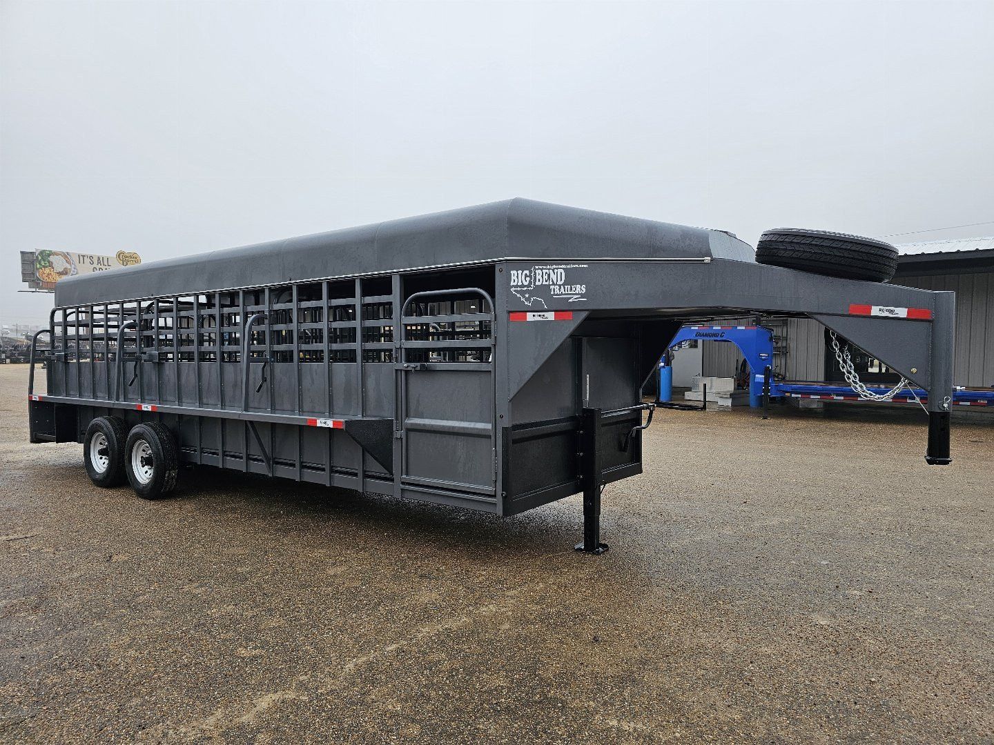 New 2025 Big Bend 6'8"X24' Stock / Stock Combo Trailer